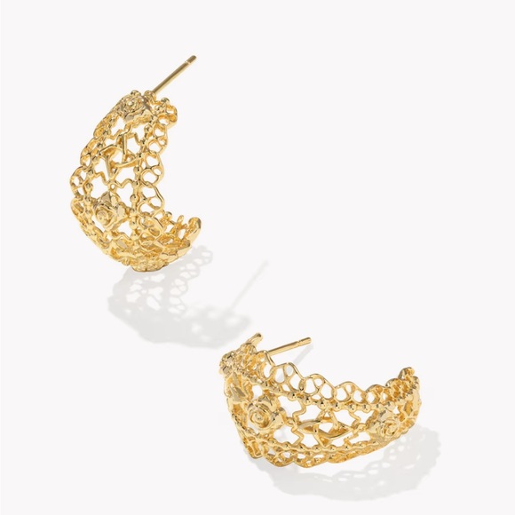 Kendra Scott Jewelry - KENDRA SCOTT Krista‎ Lace Gold Huggie Earrings NWT